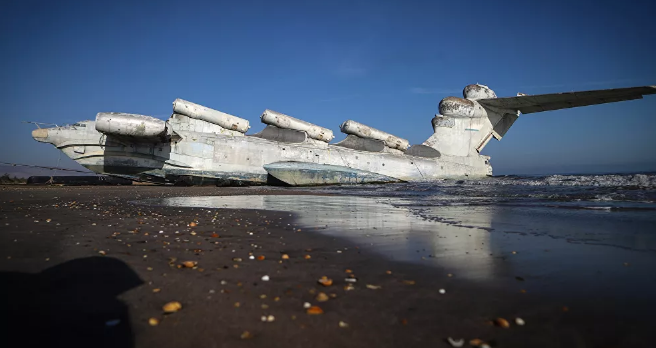 أمريكا تسعى لصناعة سفينة طائرة على غرار 